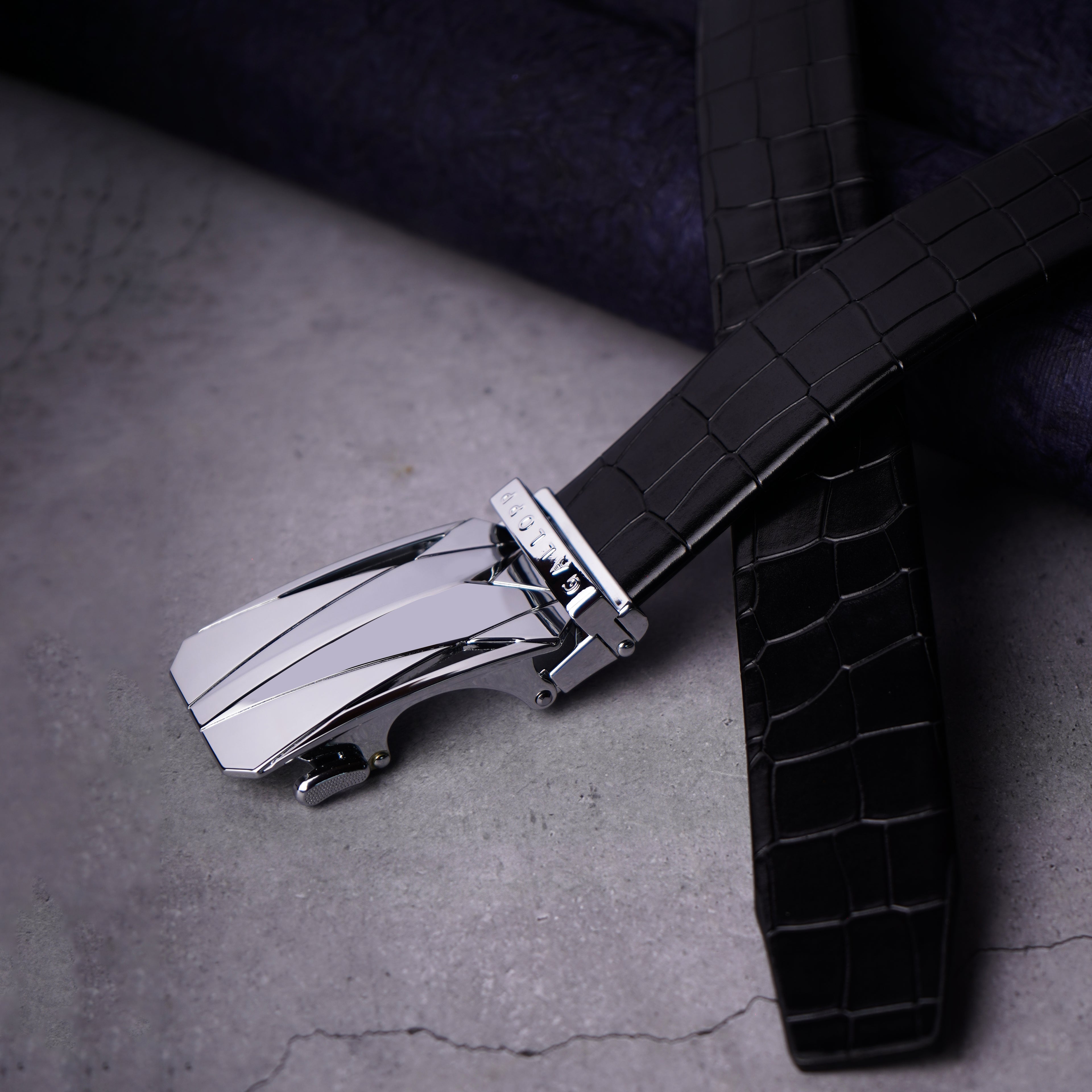 GALLOPP BURLEY Belts For Men Leather Original (Adjustable Fits Up to 44 Inch Waist) Ratchet Straps, Unique Magnetic Auto-lock Buckle Branded Belts For Men Leather Original with PVD coating for anti scratch